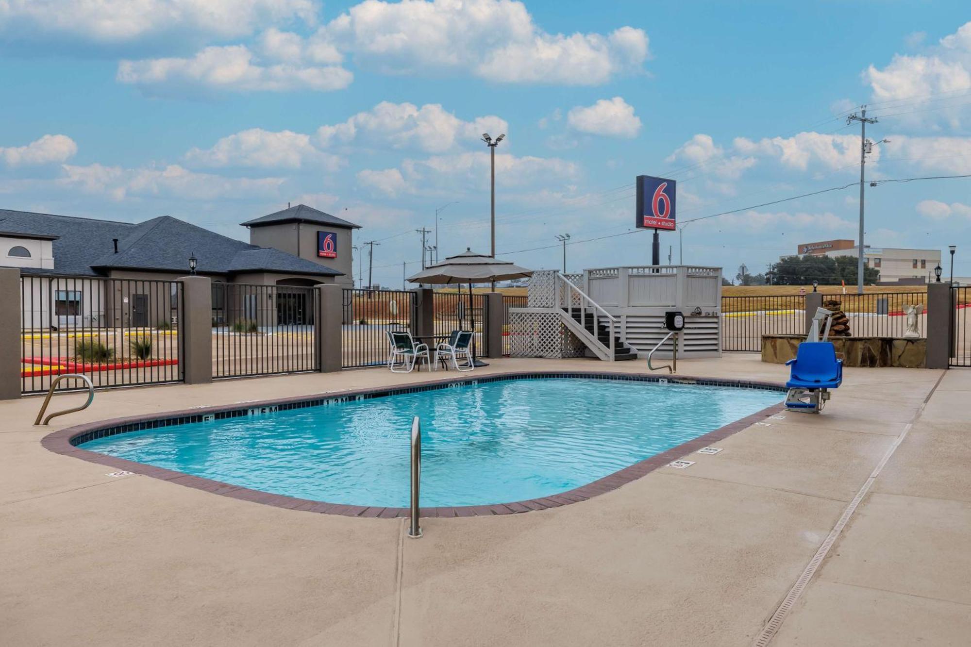 Motel 6-Brenham, Tx Dış mekan fotoğraf